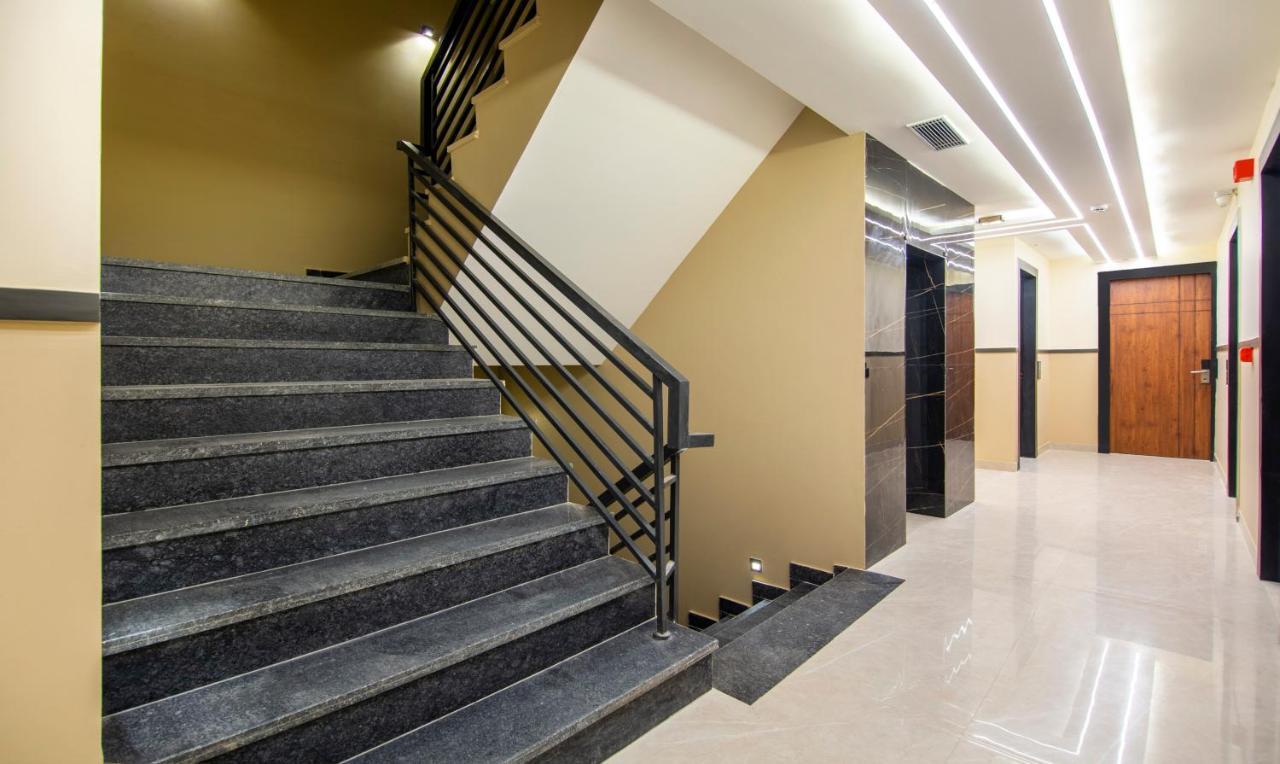 Treebo The Armani Near Igi Airport Hotel Ню Делхи Екстериор снимка