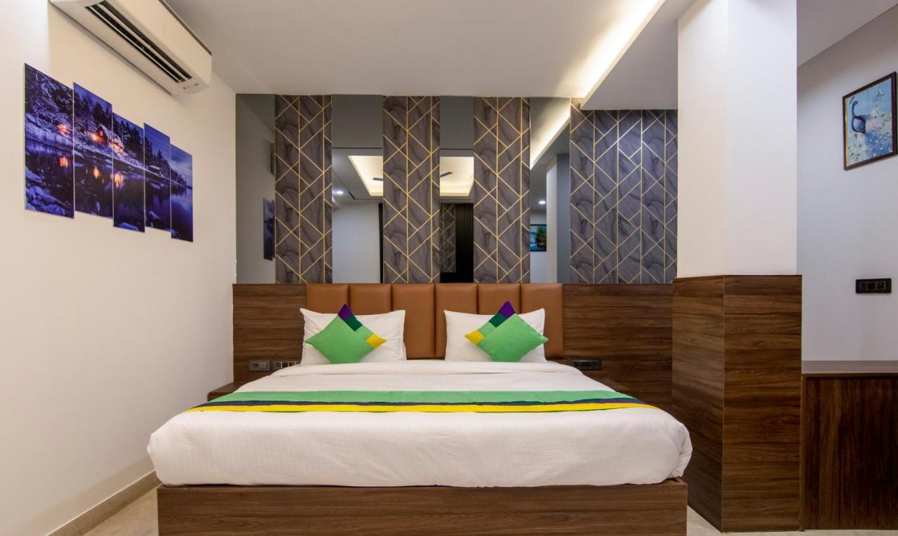 Treebo The Armani Near Igi Airport Hotel Ню Делхи Екстериор снимка