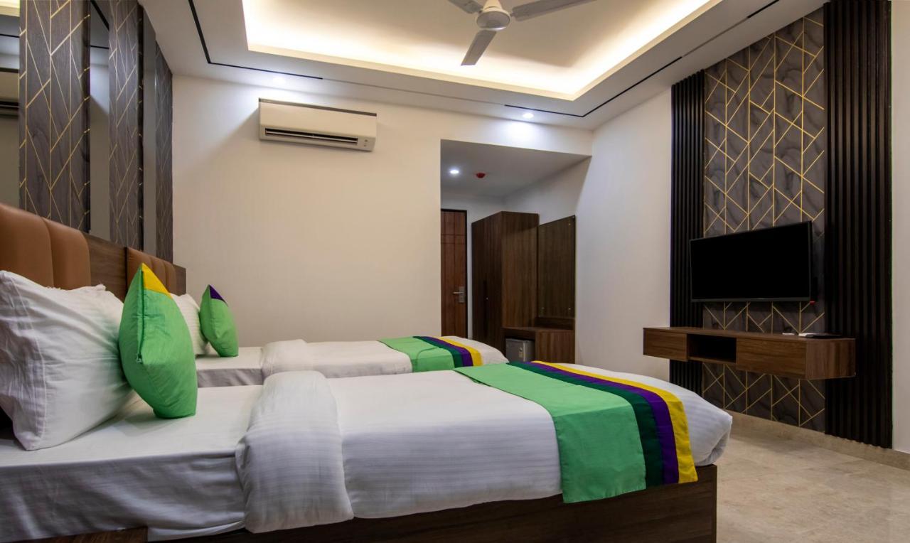 Treebo The Armani Near Igi Airport Hotel Ню Делхи Екстериор снимка