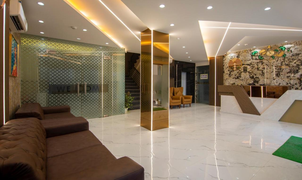 Treebo The Armani Near Igi Airport Hotel Ню Делхи Екстериор снимка