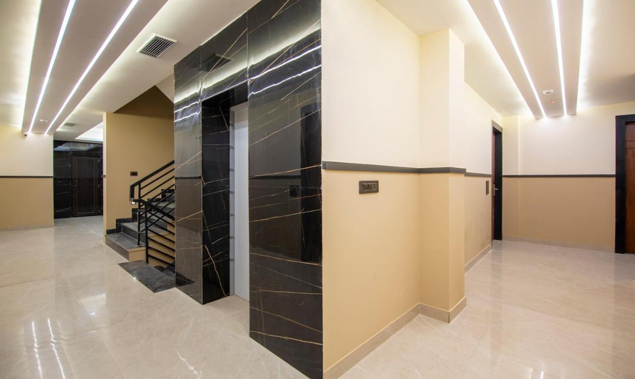 Treebo The Armani Near Igi Airport Hotel Ню Делхи Екстериор снимка