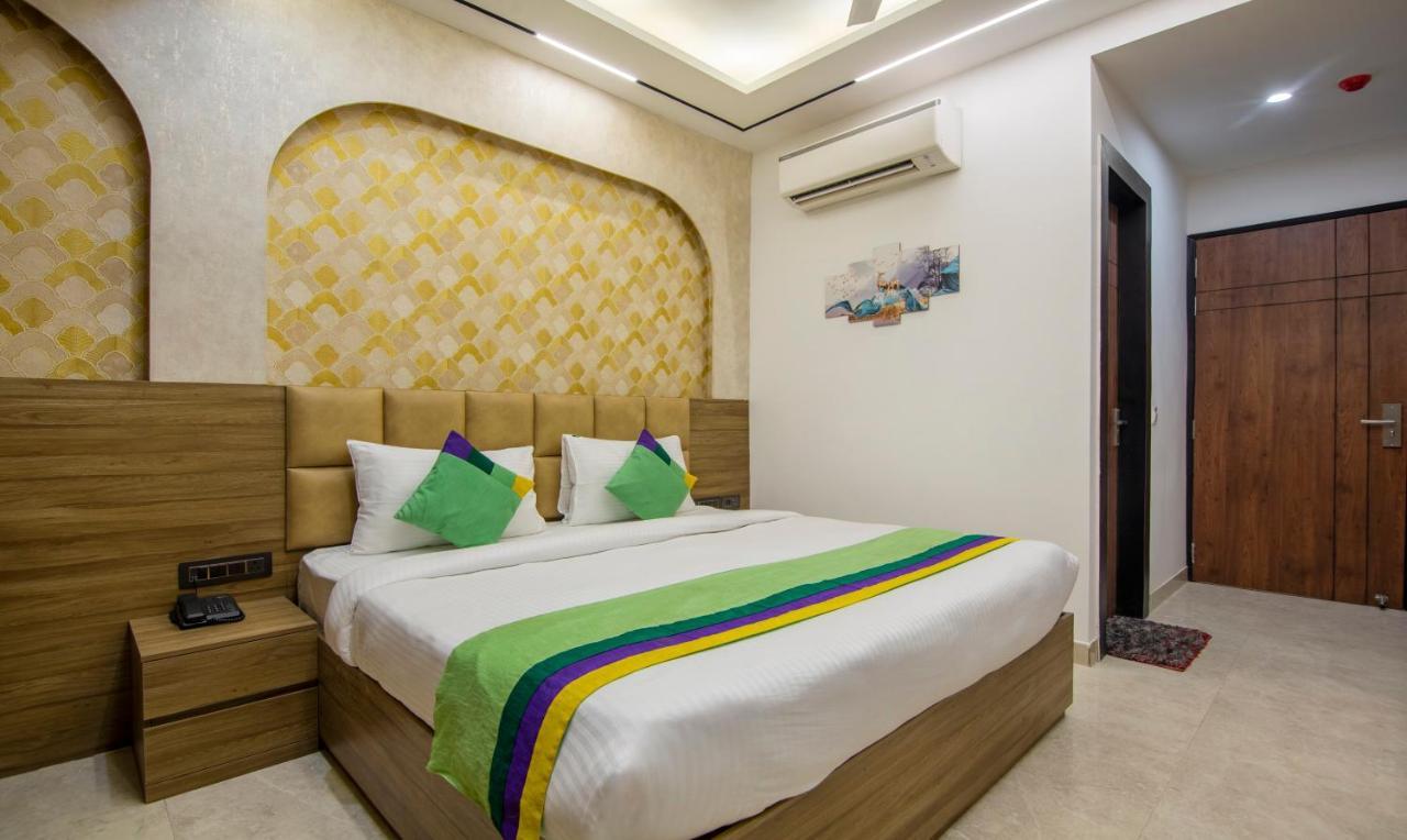 Treebo The Armani Near Igi Airport Hotel Ню Делхи Екстериор снимка